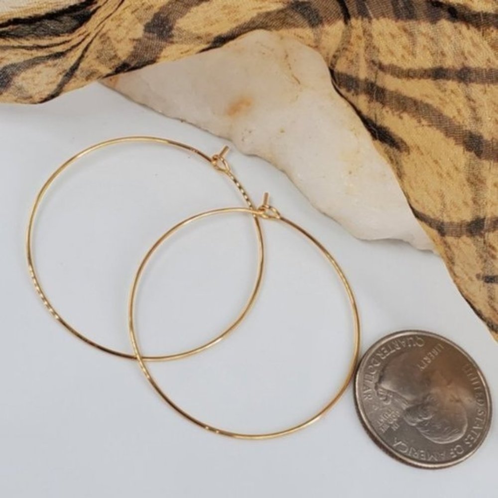 Madewell 14k Gold Thin Hoop Ear Ring Earrings - Picture 2 of 4